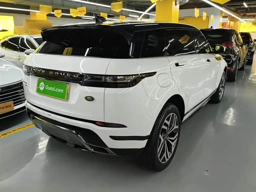 Land Rover Evoque PHEV — фото 10