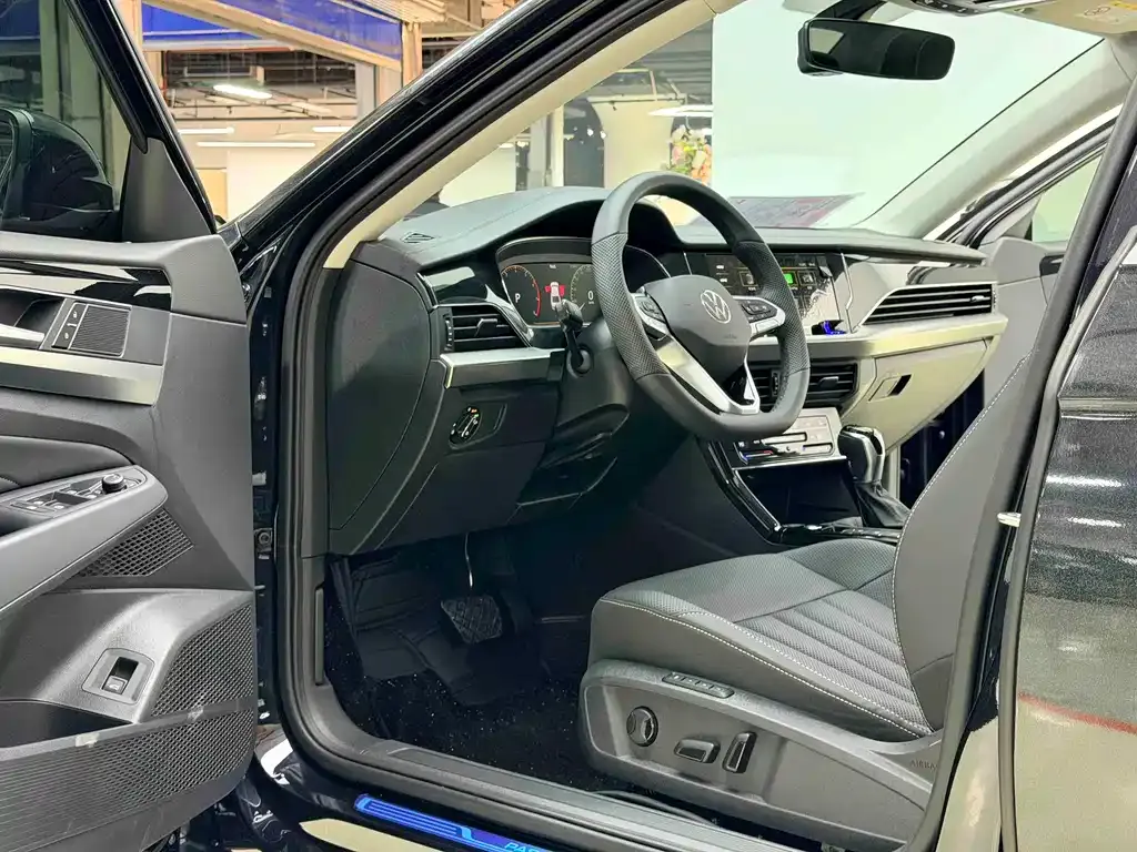 Volkswagen Passat — фото 5