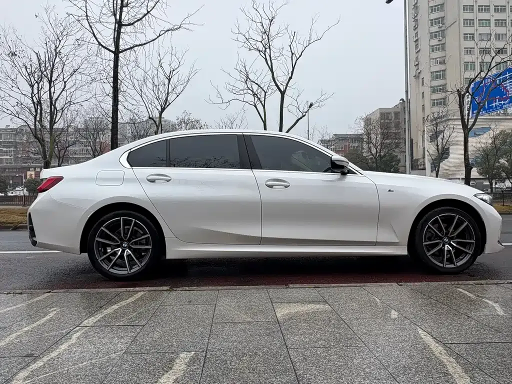 BMW 3 Series — фото 10