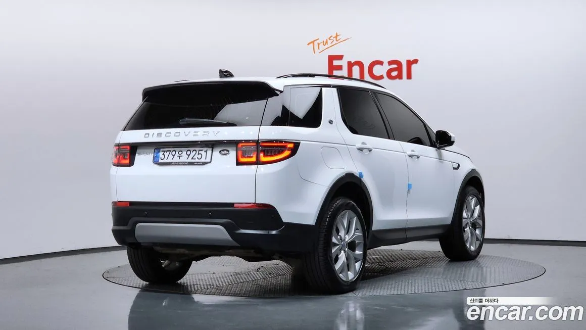 Land Rover Discovery Sport — фото 4