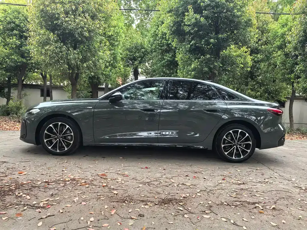 Audi A5L — фото 7