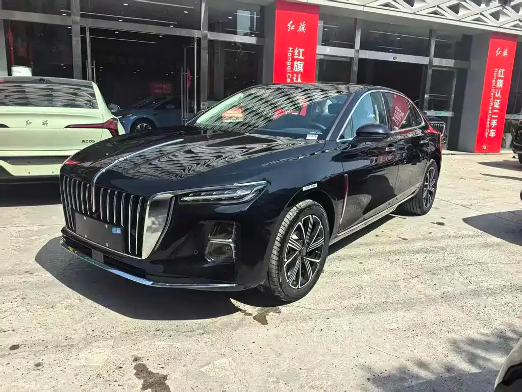 Hongqi H5 PHEV — фото 1