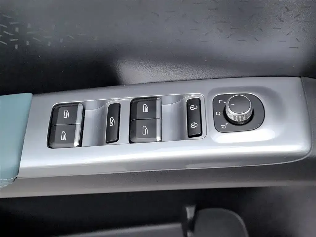 Geely Starburst — фото 6