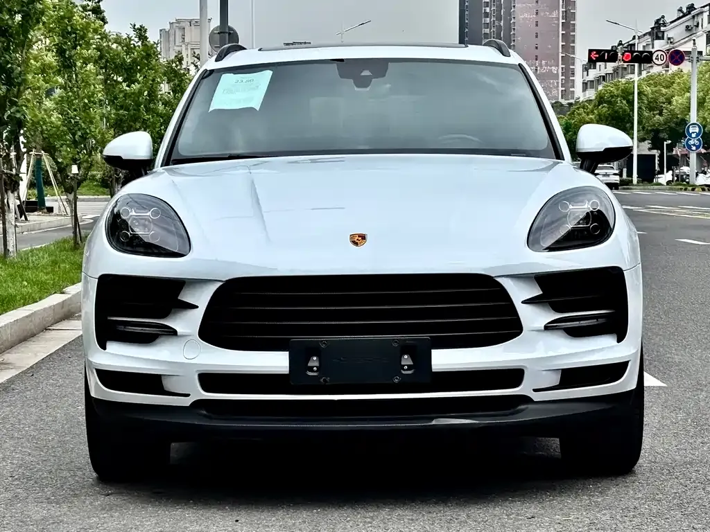 Porsche Macan — фото 7