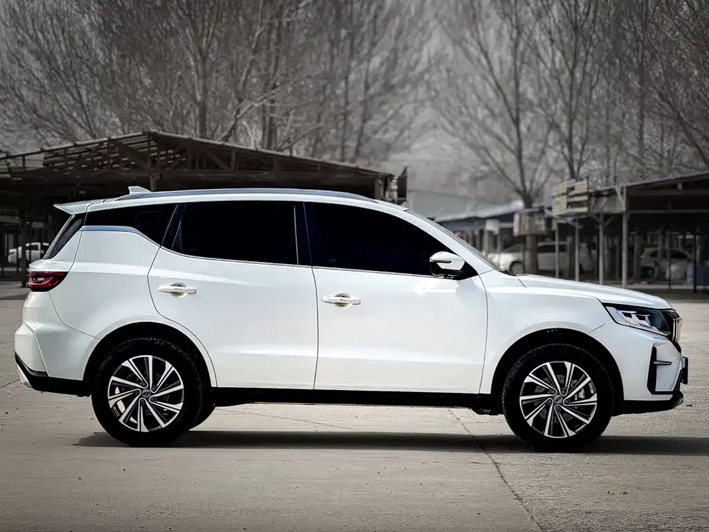 Geely Vision X6 — фото 3