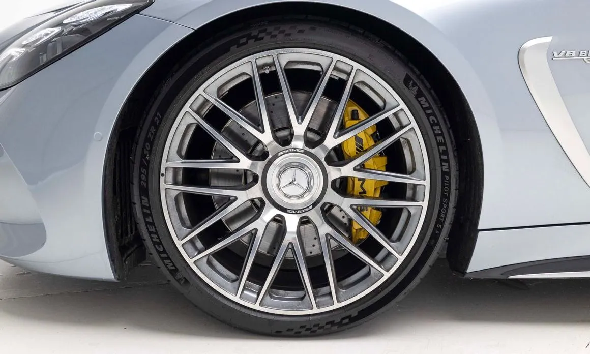 Mercedes-Benz AMG GT — фото 9