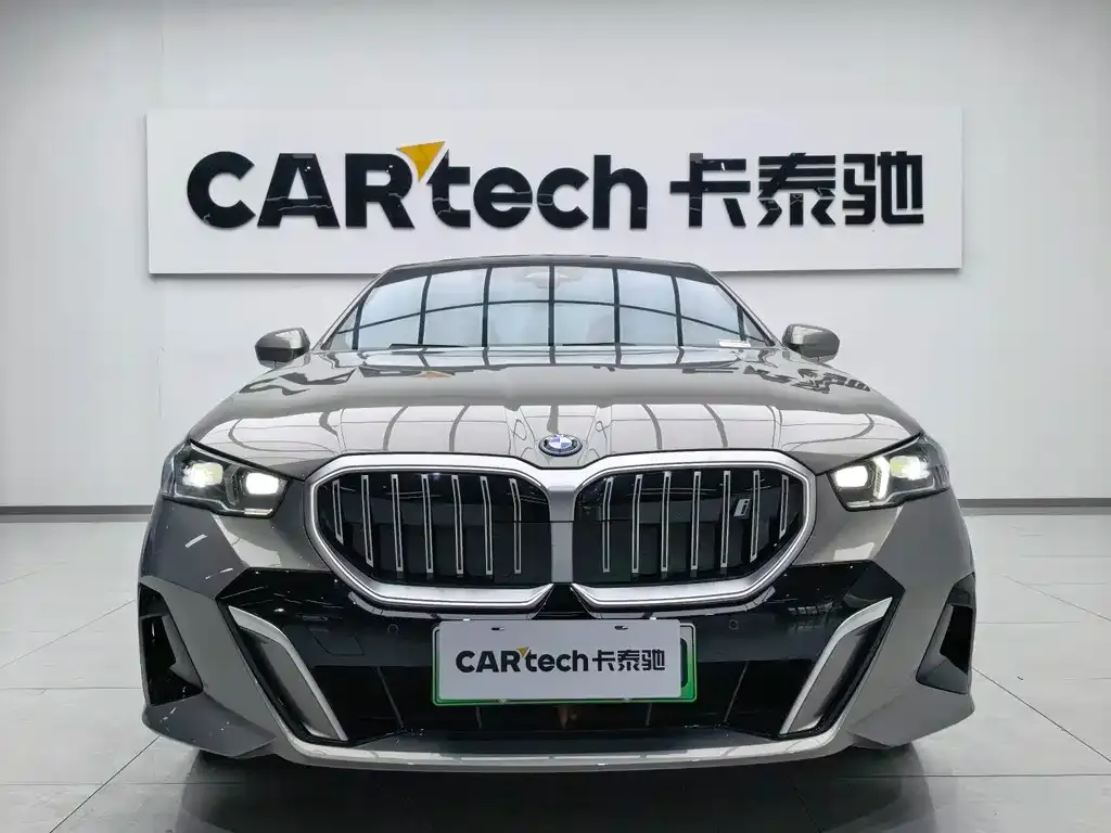 BMW i5 — фото 4