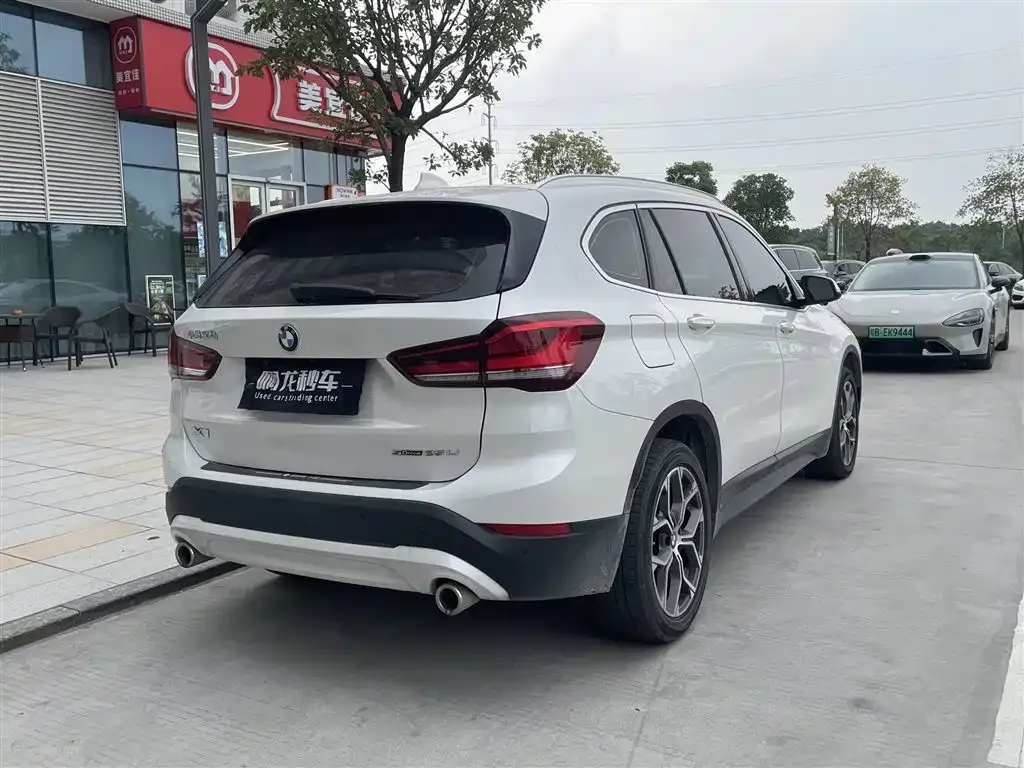 BMW X1 — фото 2