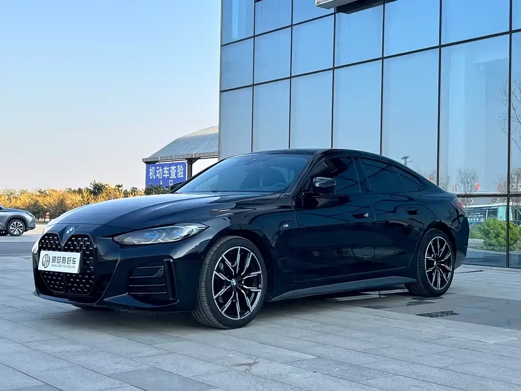 BMW 4 Series — фото 1