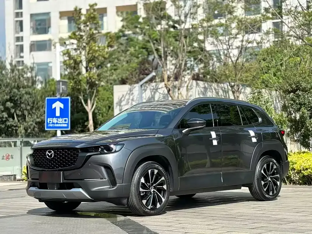 Mazda CX-50 — фото 1