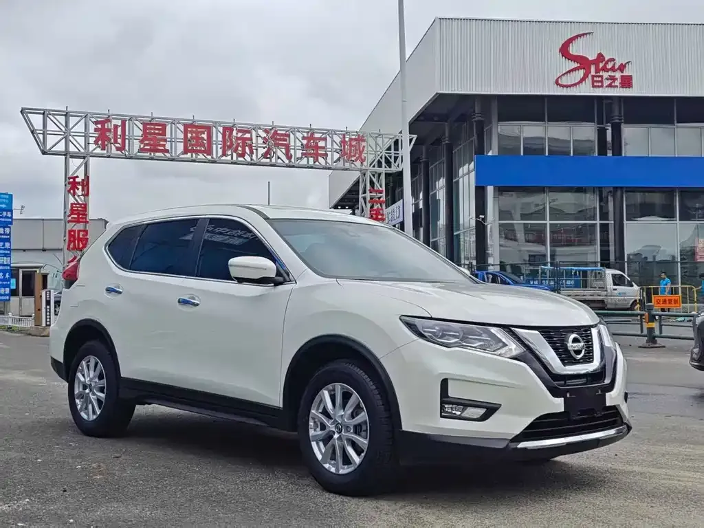 Nissan X-Trail — фото 6