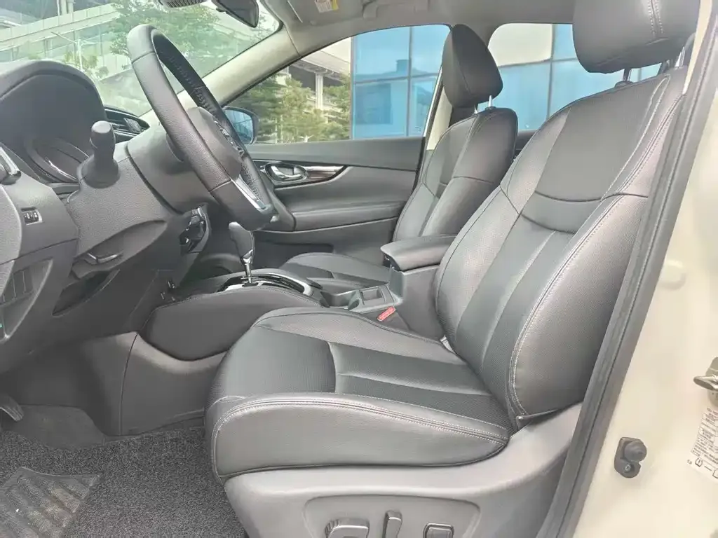 Nissan X-Trail — фото 10