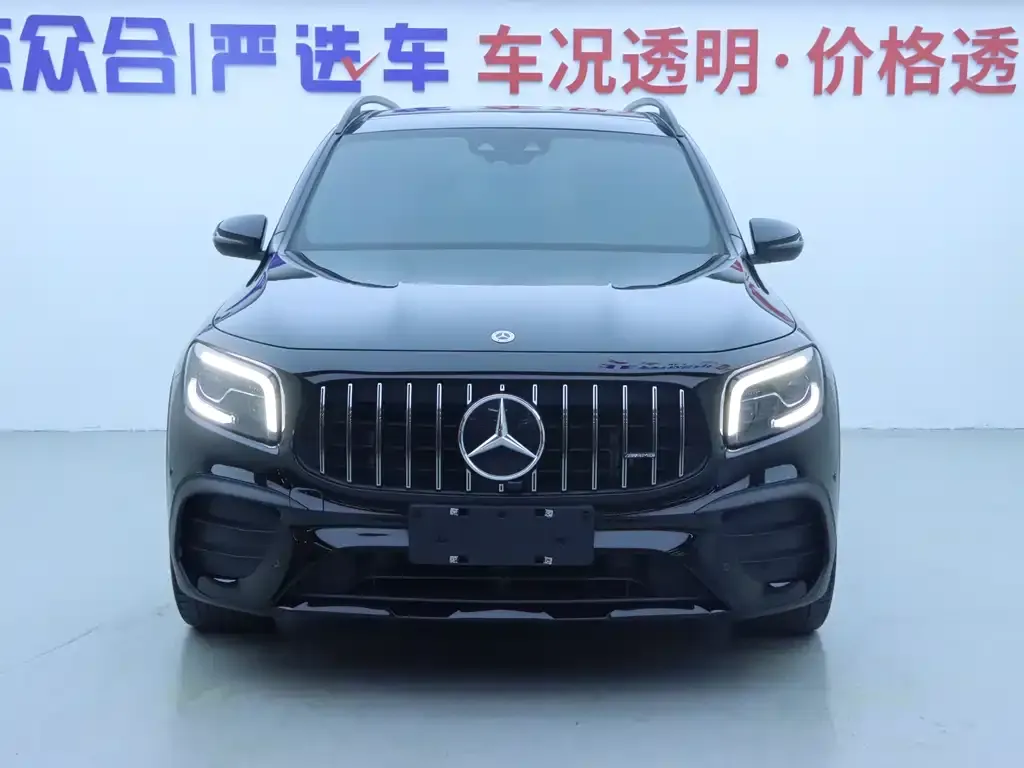 Mercedes-Benz GLB AMG — фото 4