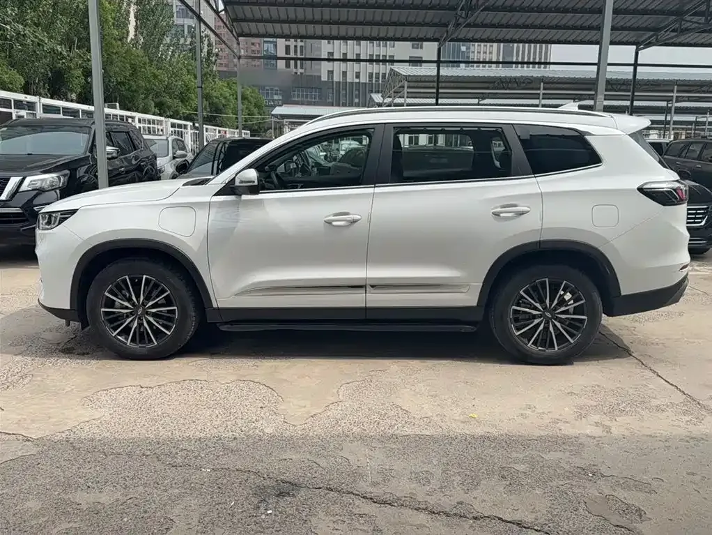 Chery Tiggo 8 PLUS Kunpeng e+ — фото 5