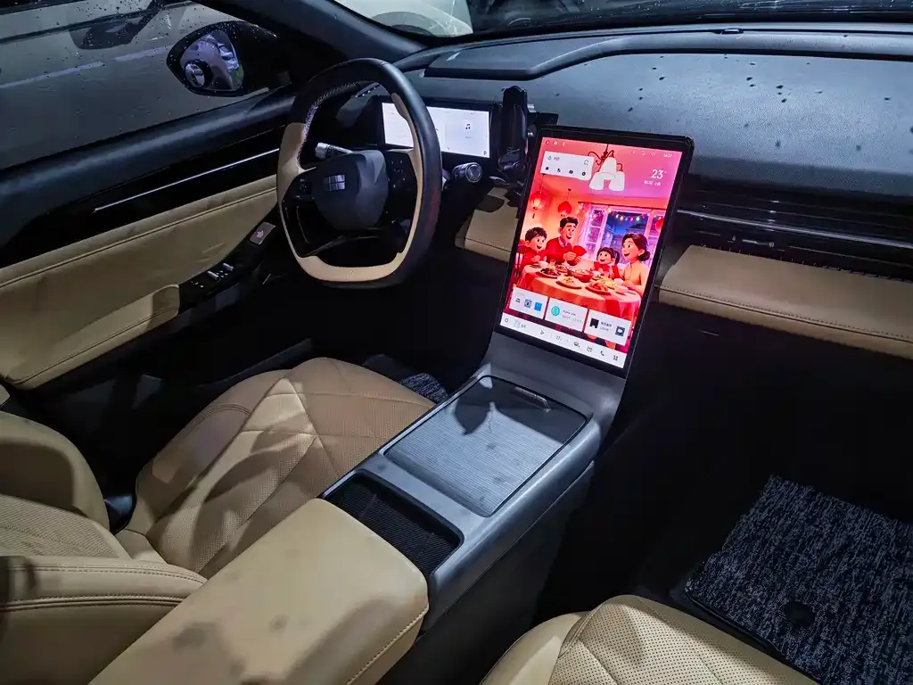 Geely Galaxy L6 — фото 4