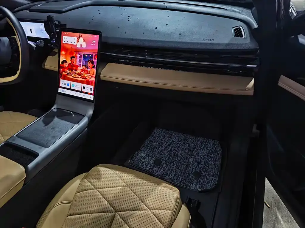 Geely Galaxy L6 — фото 2