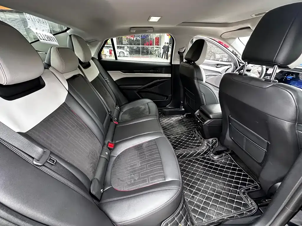 Ford Mondeo — фото 4