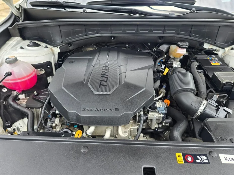 Kia Sorento — фото 10