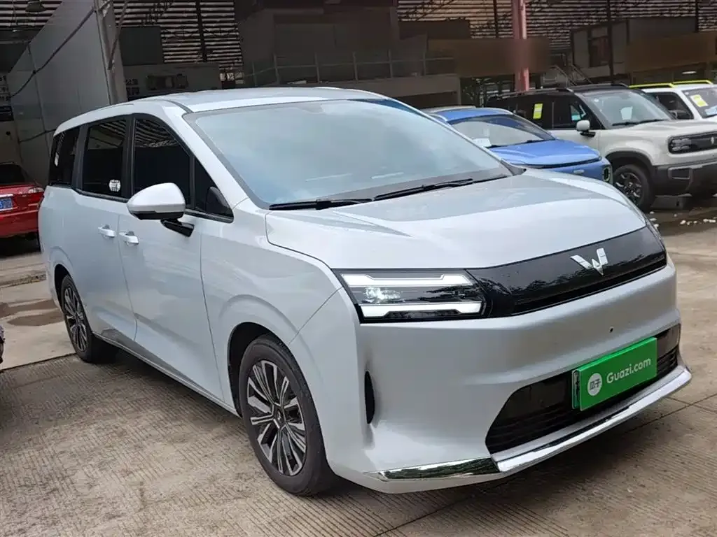 Wuling Starlight 730 New Energy — фото 9