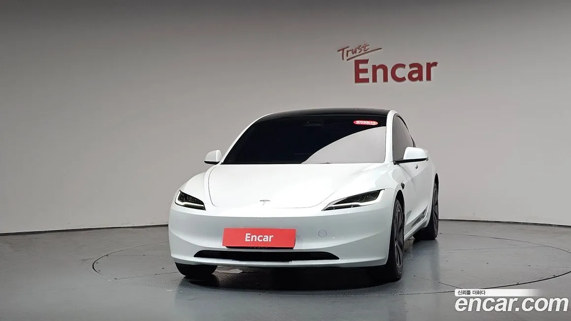 Tesla Model 3 — фото 2