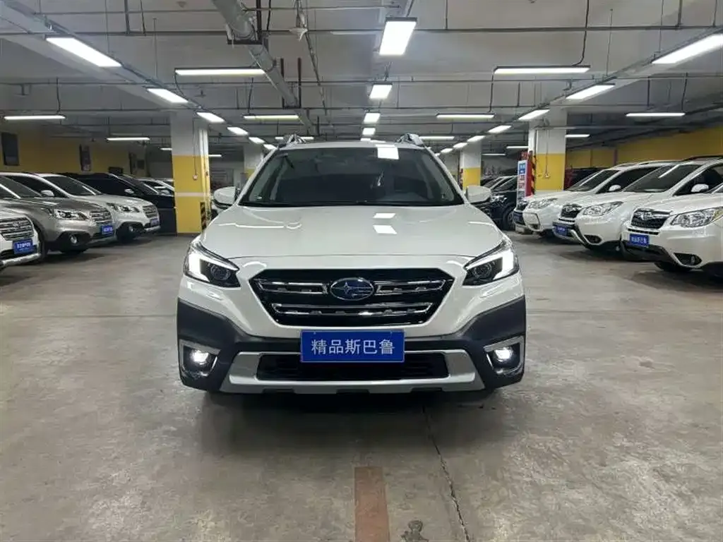 Subaru Outback — фото 2
