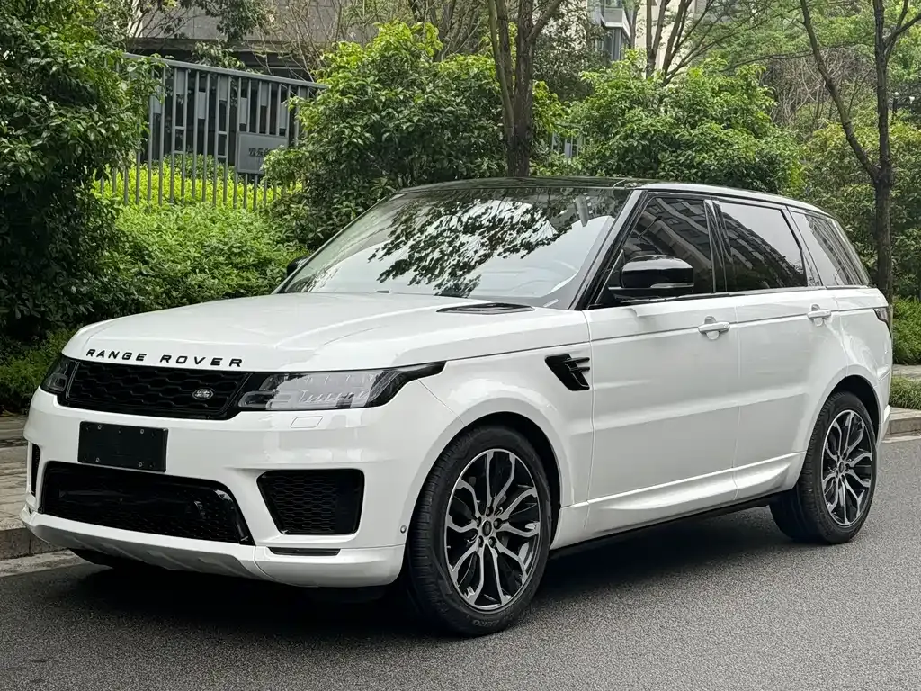 Land Rover Sport — фото 1