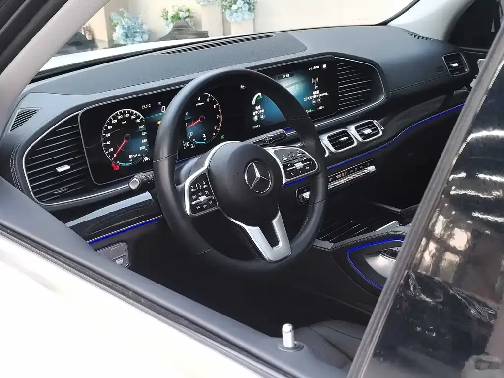 Mercedes-Benz GLE — фото 9
