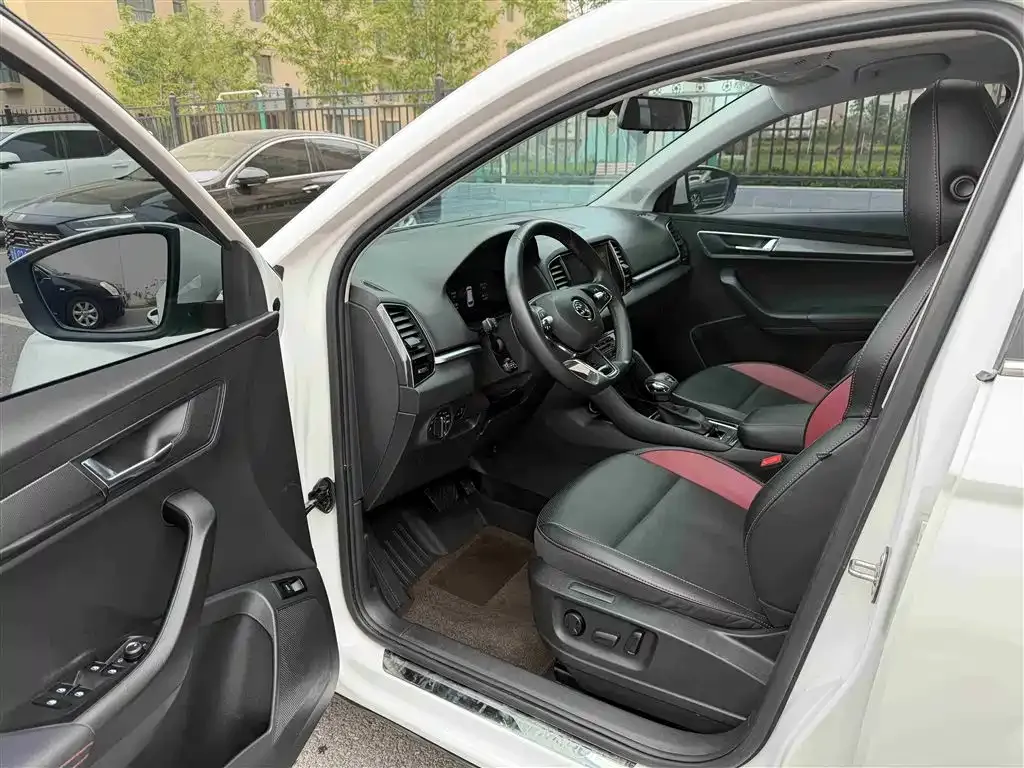 Skoda Karoq — фото 5