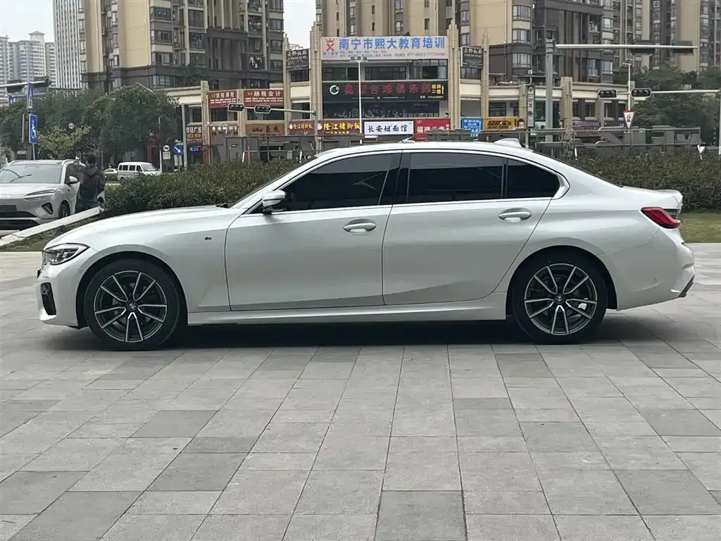 BMW 3 Series — фото 10