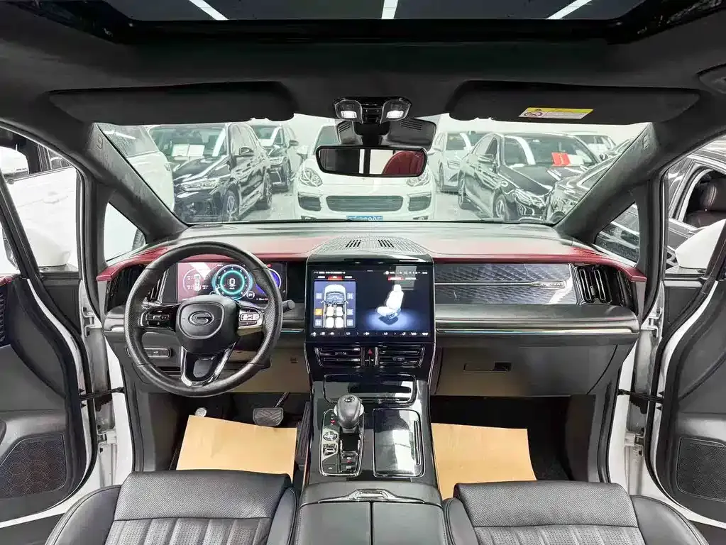 GAC Motor Trumpchi M8 — фото 10