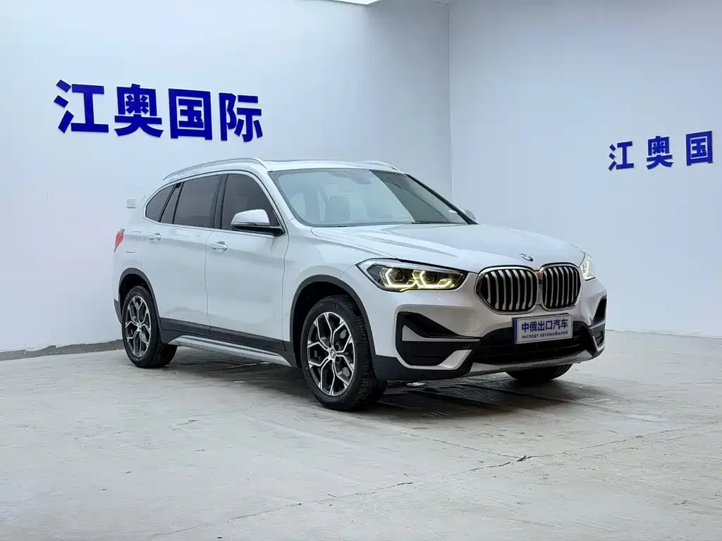 BMW X1 — фото 4