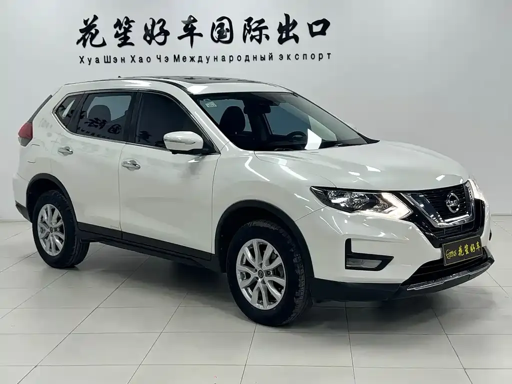 Nissan X-Trail — фото 7