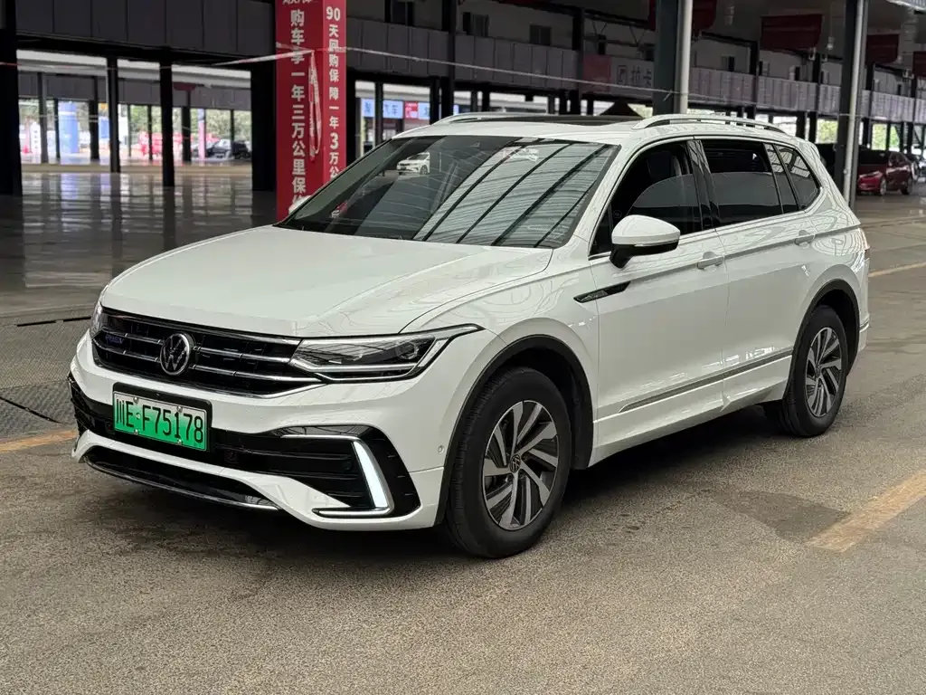 Volkswagen Tiguan L New Energy — фото 1
