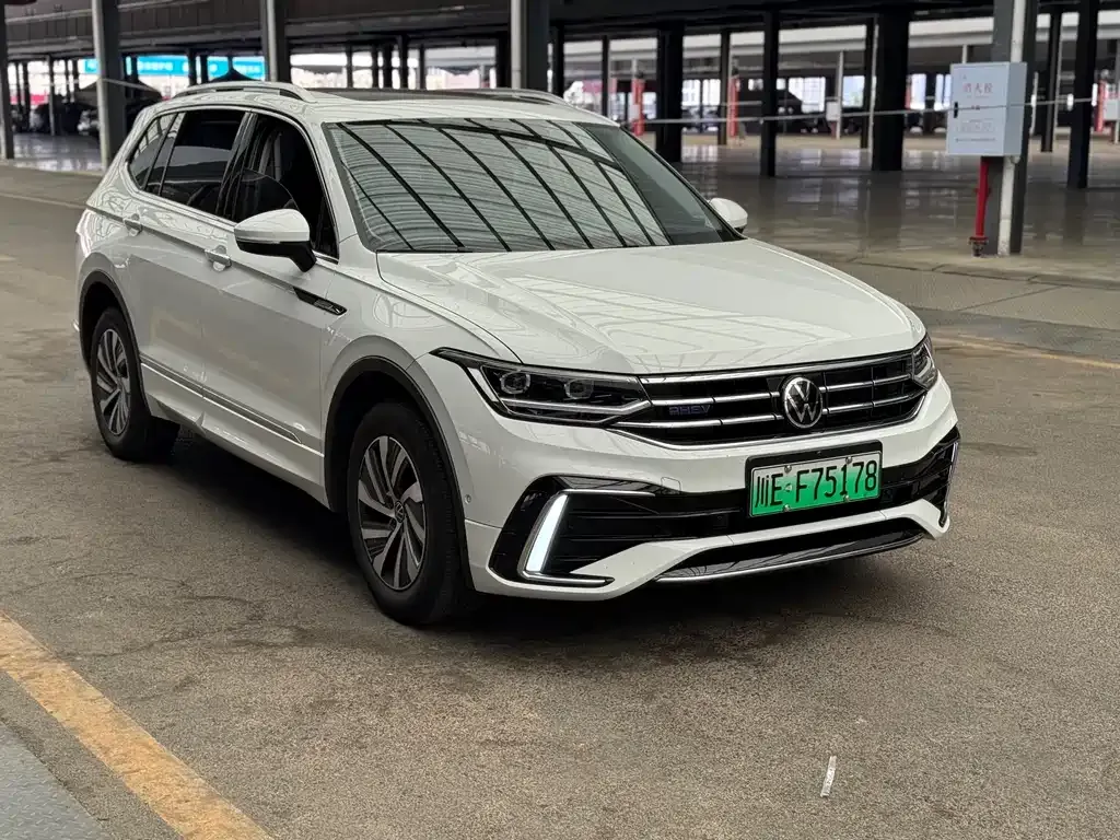 Volkswagen Tiguan L New Energy — фото 10