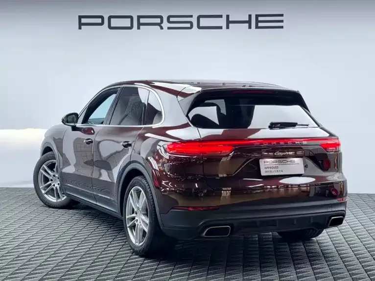 Porsche Cayenne — фото 8