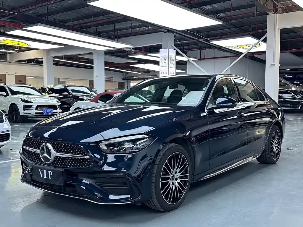 Mercedes-Benz C-Class — фото 1