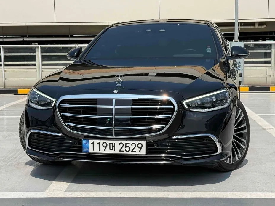 Mercedes-Benz S-Class — фото 1