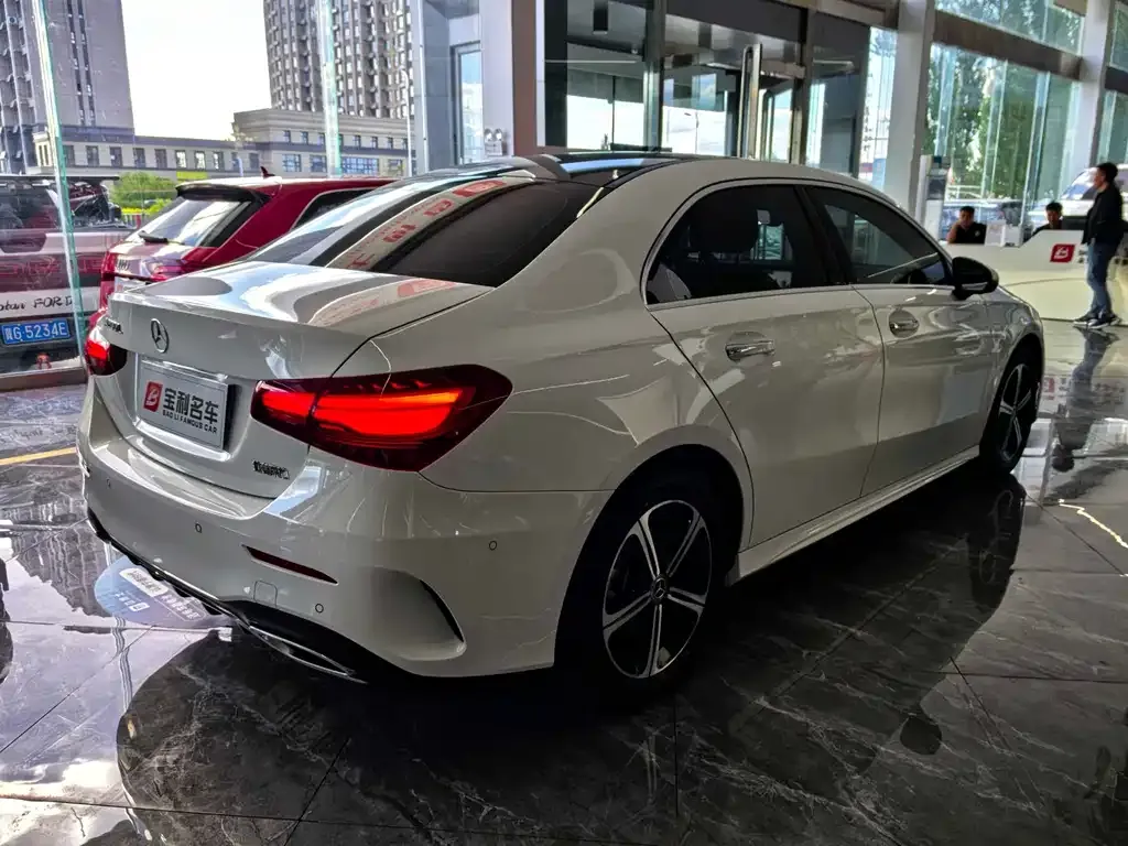 Mercedes-Benz A-Class — фото 5