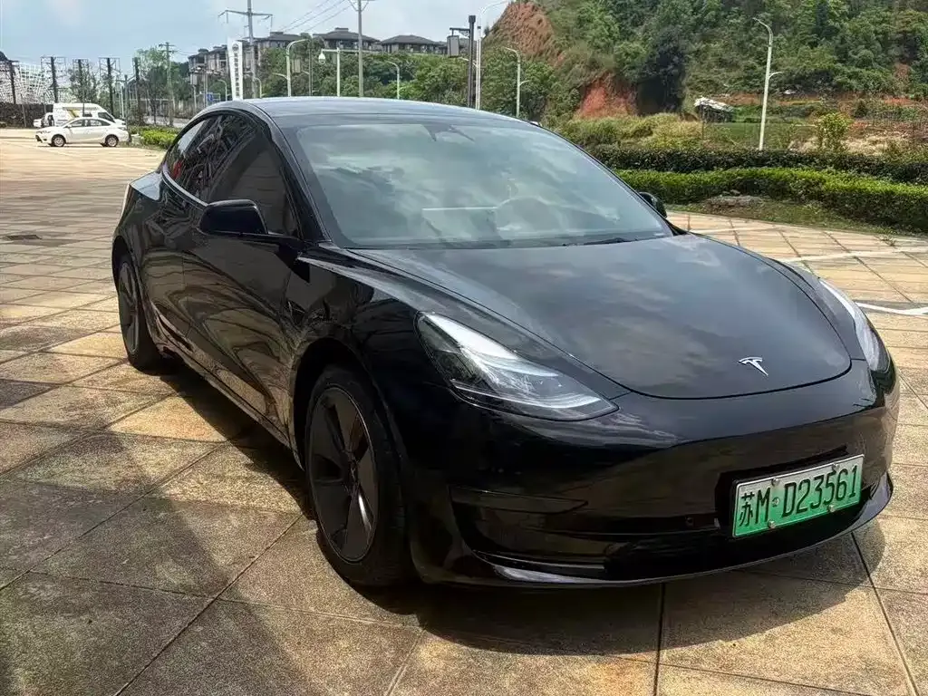 Tesla Model 3 — фото 7