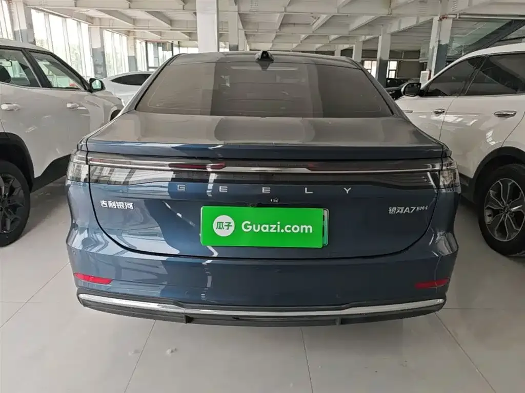 Geely Galaxy A7 — фото 3