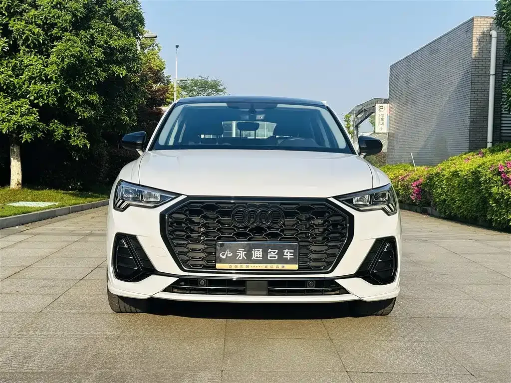 Audi Q3 Sportback — фото 4