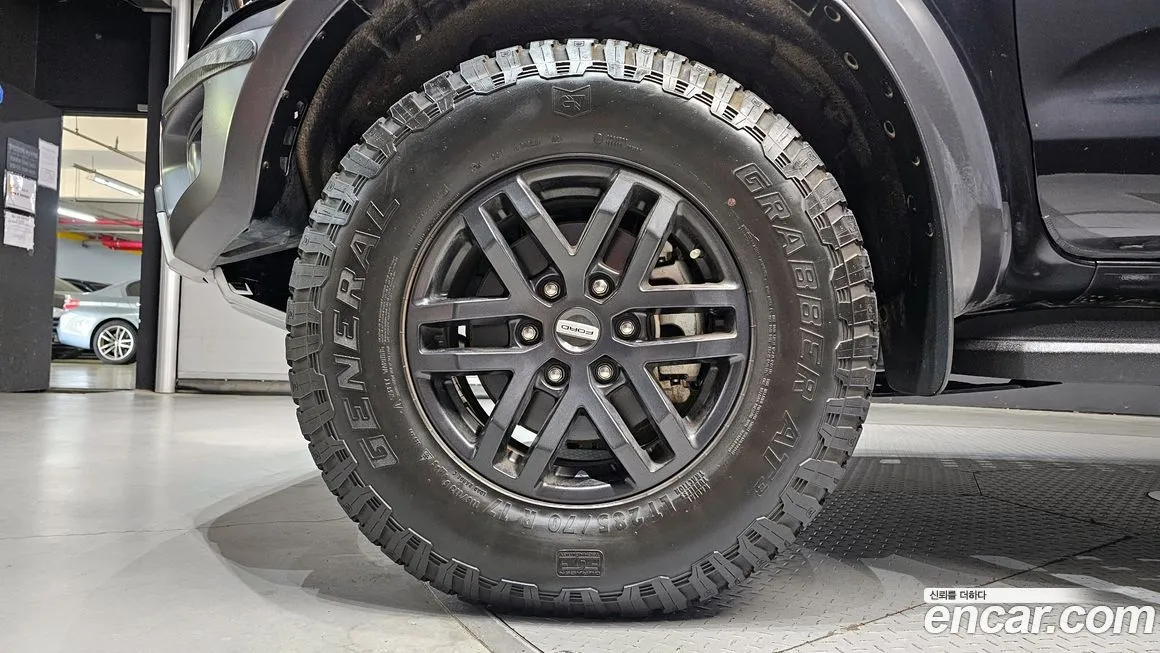 Ford Ranger — фото 10