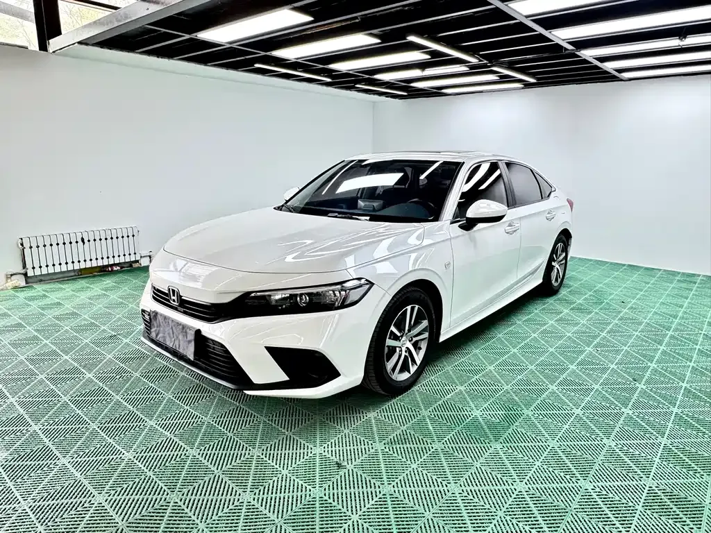 Honda Civic — фото 1