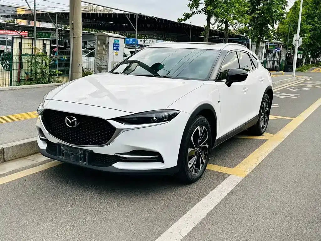 Mazda CX-4 — фото 1