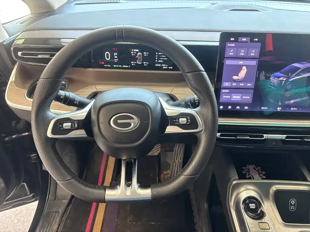 GAC Motor E8 Hybrid — фото 9