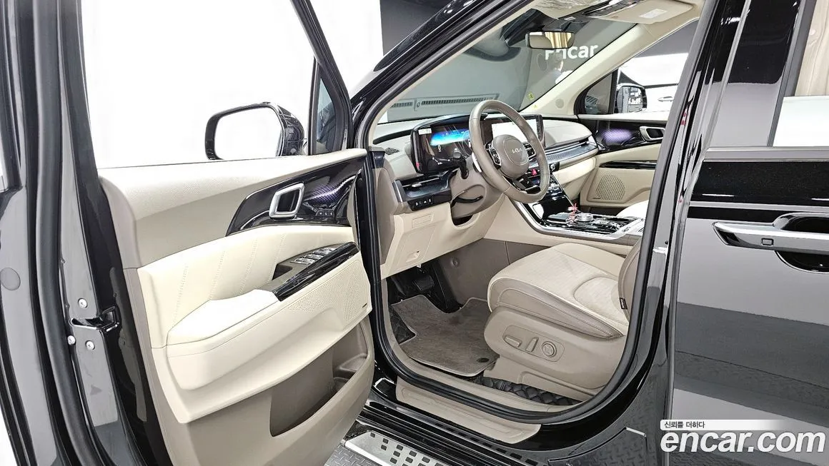 Kia Carnival — фото 6
