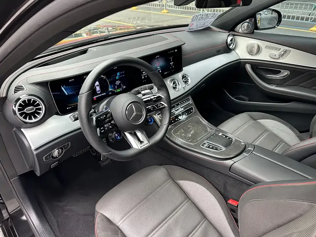 Mercedes-Benz E-Class AMG — фото 9