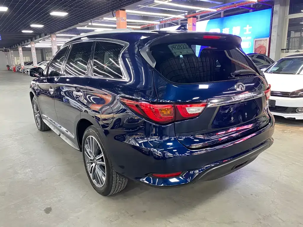 Infiniti QX60 (Import) — фото 7
