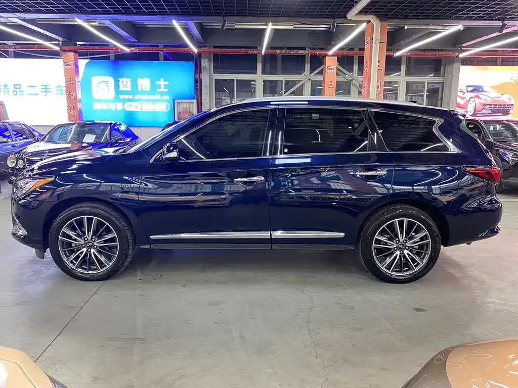 Infiniti QX60 (Import) — фото 5