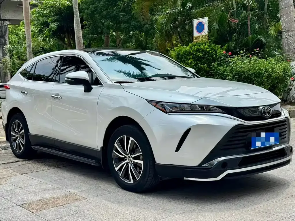 Toyota Harrier — фото 5